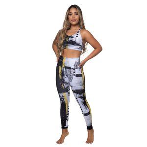 One Size Leggings & Sport Bra Set Black